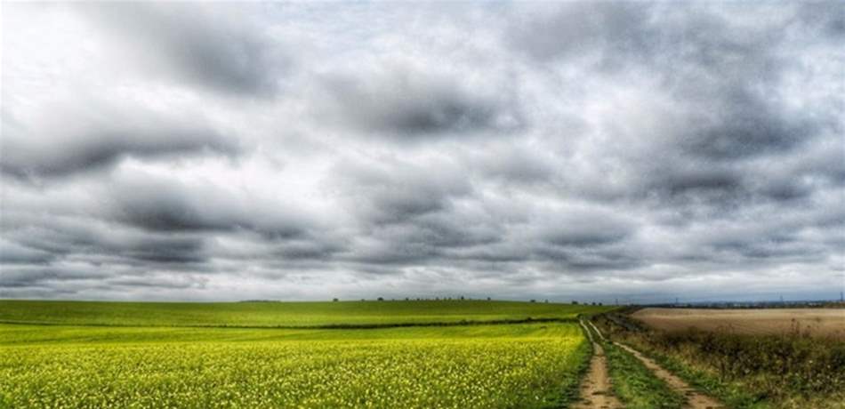 الغيوم والضباب آتيان.. هذا ما يخبئه الطقس للبنانيين 