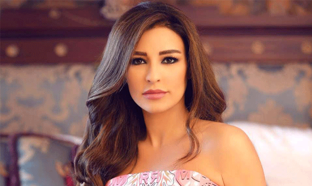 في عيد ميلادها.. ماغي بو غصن: "بتمنّى صير تيتا"!