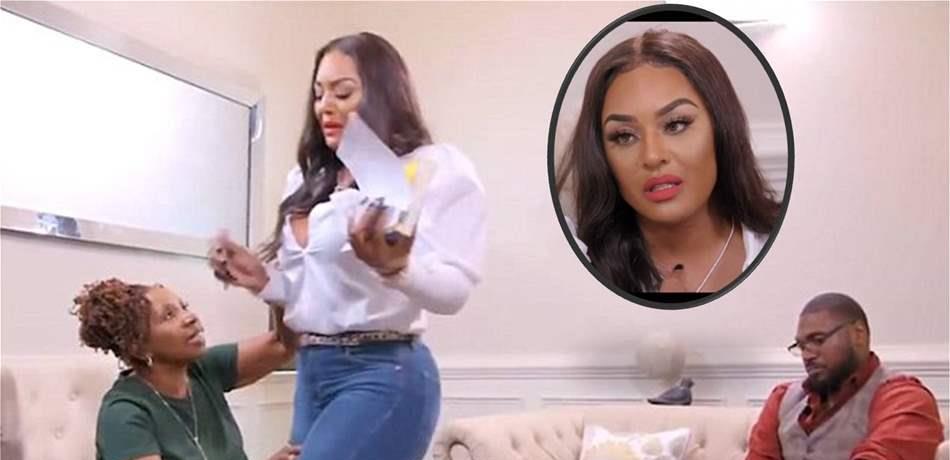 لاعب يصدم زوجته على الهواء بعلاقته مع 341 امرأة! (فيديو)