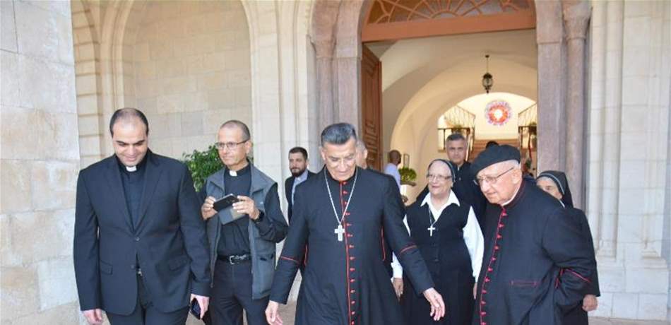 الراعي غادر الديمان إلى بكركي: لحكومة طوارئ حيادية 