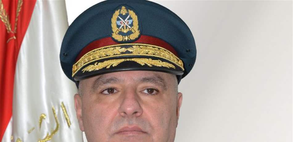 قائد الجيش يكشف عن تسوية أوضاع 120 من أصل 980 مطلوباً 