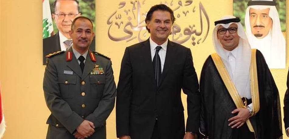 نجوم الفنّ يعايدون المملكة في يومها الوطني