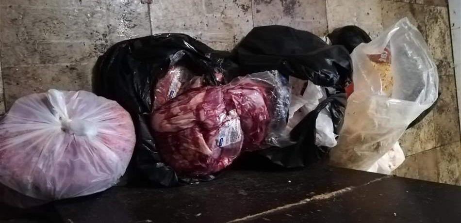 مصادرة لحوم فاسدة داخل ملحمة في التبانة (صور) 