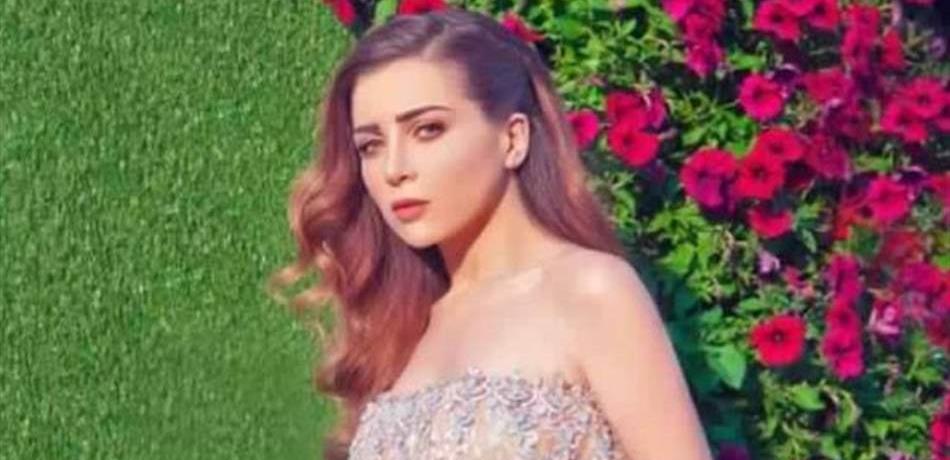 مي عز الدين تكشف سر اختفائها وتطلق مفاجأة (فيديو)