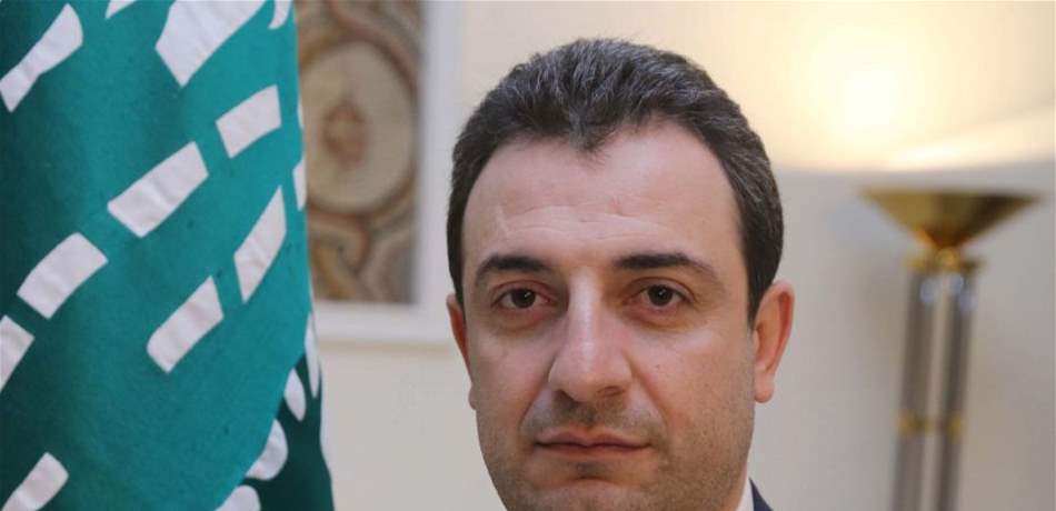 أبو فاعور ل"القبس": الملف الحكومي في حالة جمود بانتظار ما ينتج عن اجتماع عون بالحريري