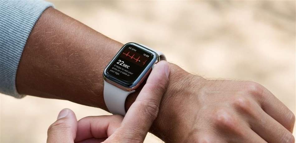 خلل تعاني منه Apple Watch Series 4 فما هو؟