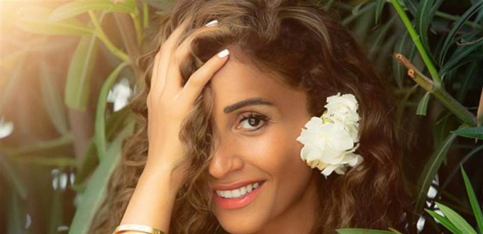دينا الشربيني تزف هذا الخبر لمحبيها (صورة)