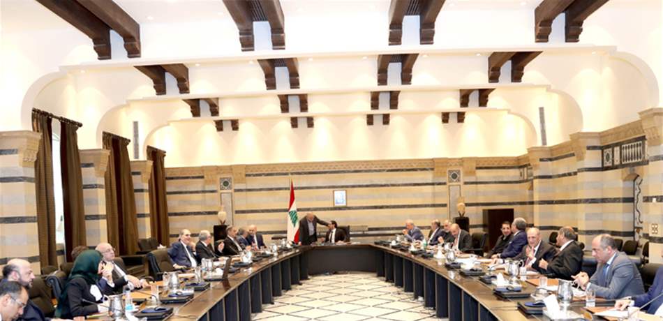 اللمسات الأخيرة توضع على التشكيلة... كيف ستوزع الوزارات؟