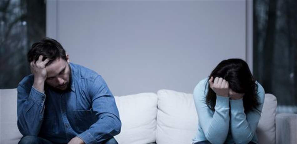 علامات تدل أنّه ما زال متعلقاً بحبيبته السابقة