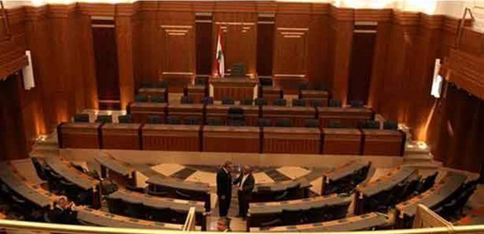 هل "يمشي" الحريري بـ"تشريع الضرورة 2"؟