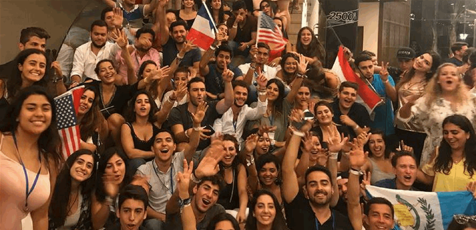 بلد يعج باللبنانيين يدرس الاعتراف بالقدس عاصمة لإسرائيل.. وسفير تحت المجهر!