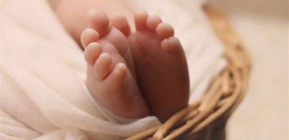 القاضي جرمانوس يدّعي على أمٌّ باعت ابنتها وعلى عسكري لتدخله بالجرم