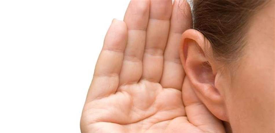 فيسبوك تطور تقنية تُسمع الصم عبر الجلد