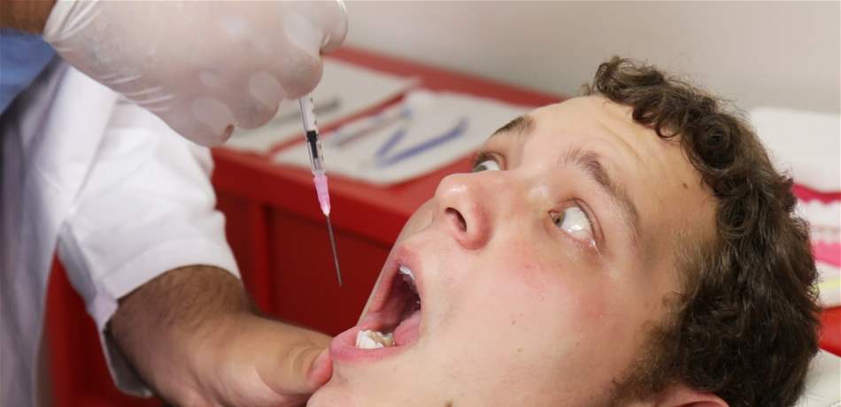 3 أطعمة أساسية بعد خلع ضرس العقل.. ولهذا السبب عليك بشوربة الدجاج! 