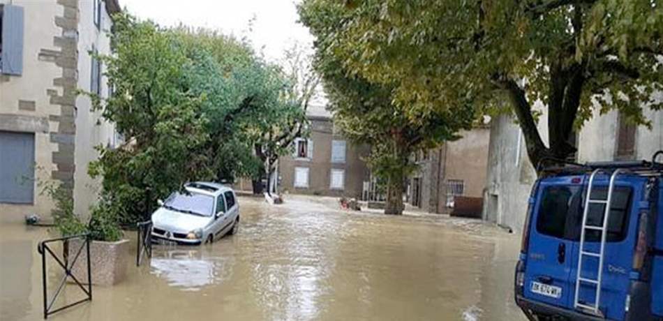 السيول تدخل المنازل في مجدل عنجر.. والأثاث "يسبح" فيها (فيديو) 
