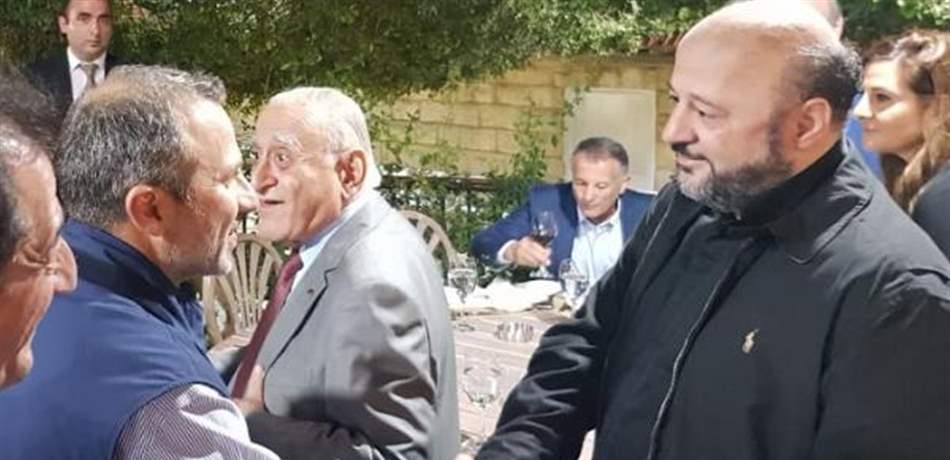 "التيار" يفند اتهامات مقالة "ترحيل المسيحيين بالقوارب"
