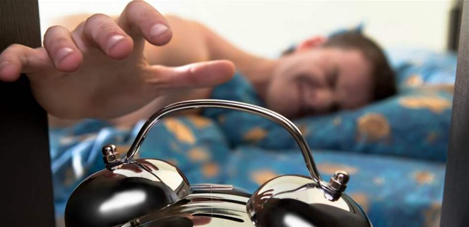 صعوبة الاستيقاظ صباحاً مرض! 