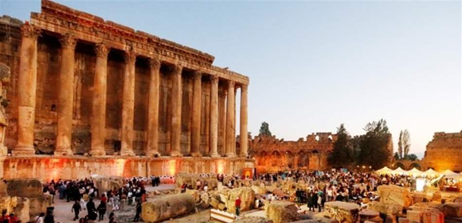 مرجع عالمي يبدي إهتماماً كبيراً لما يجري في لبنان