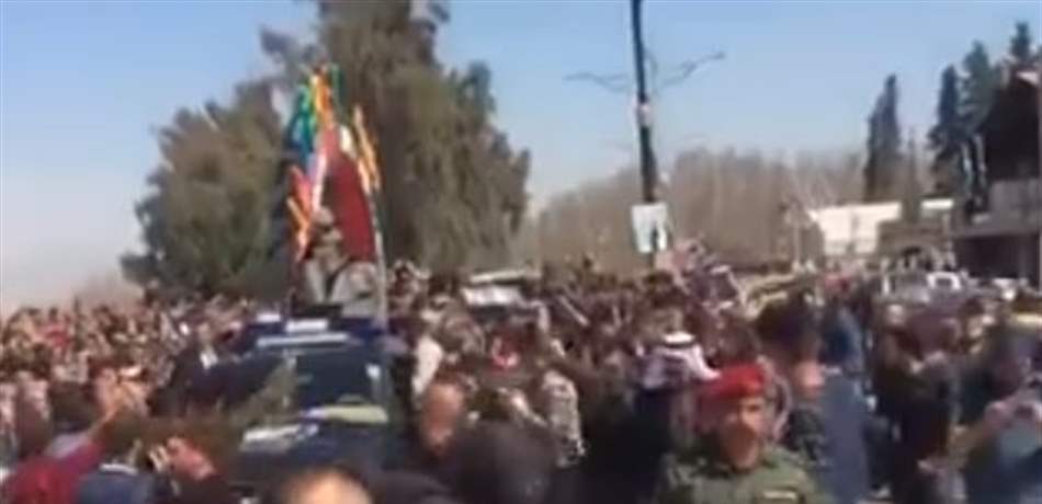 كارثة عبّارة دجلة.. منع مرور موكب الرئيس ودهس اثنين من الأهالي! (فيديو) 