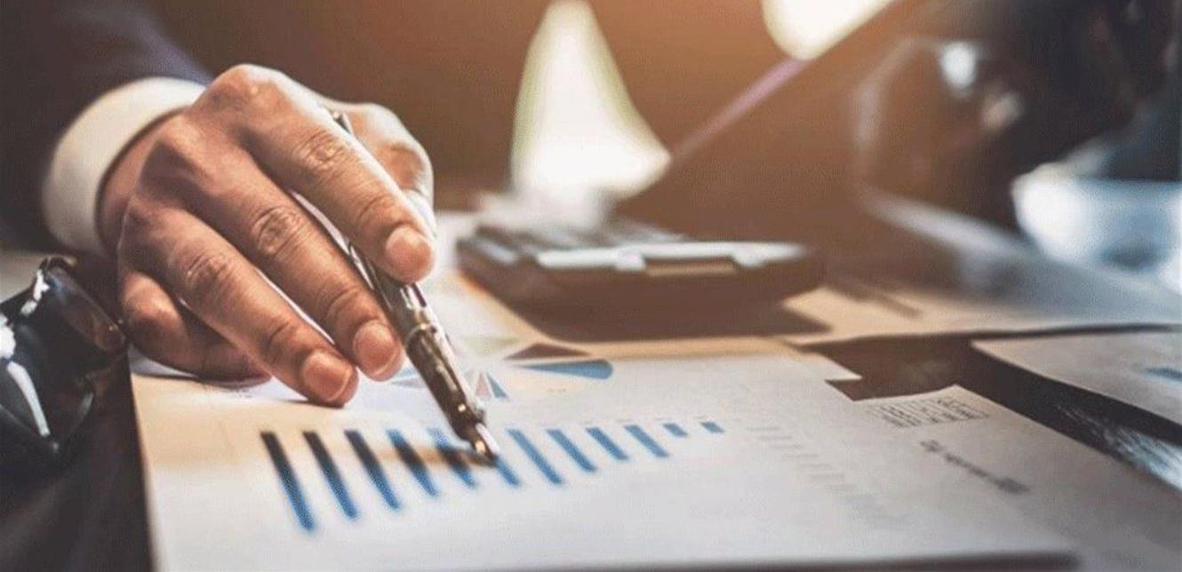 استدعاء وتوقيع على استقالات.. مصير موظّفي المصارف بخطر! 