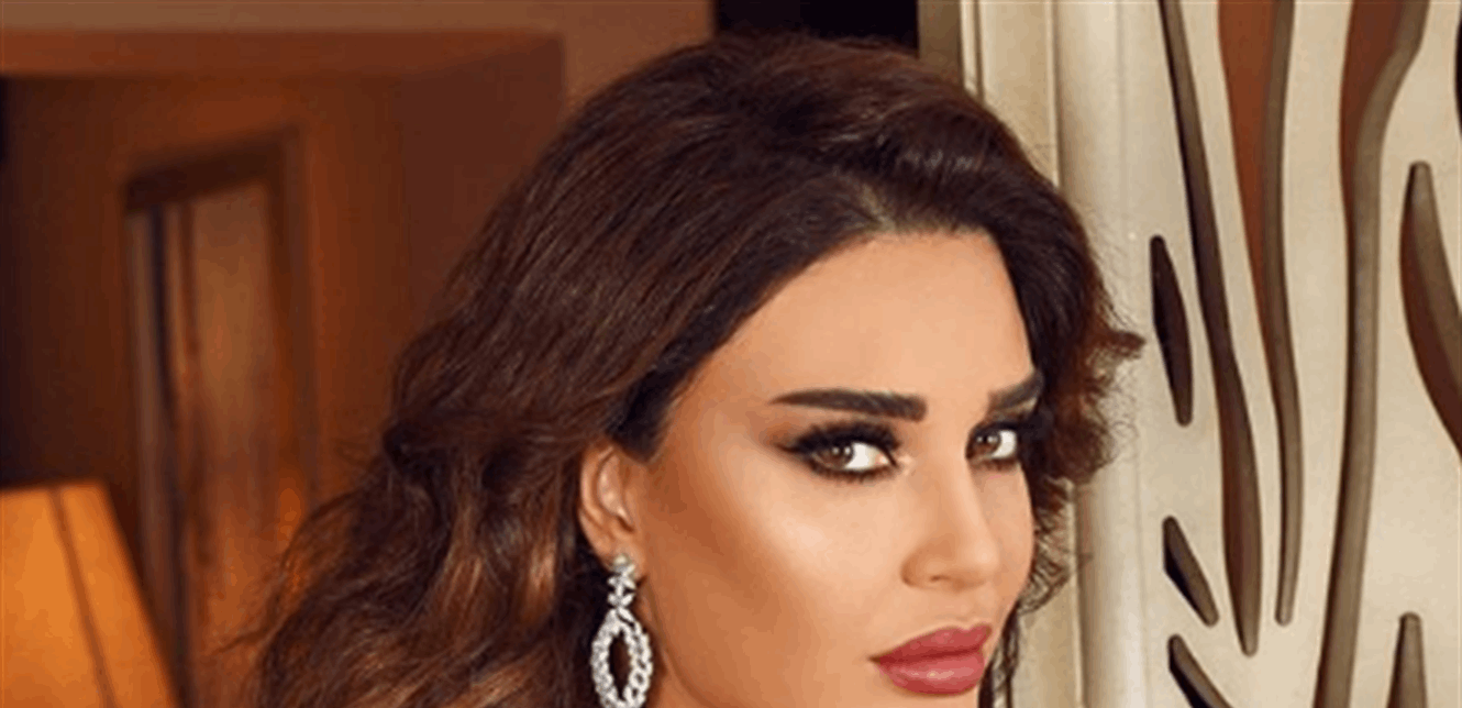 سيرين عبد النور تُجرِي عملية جراحية مُفاجِئة.. ماذا حصل لوجهها؟ 