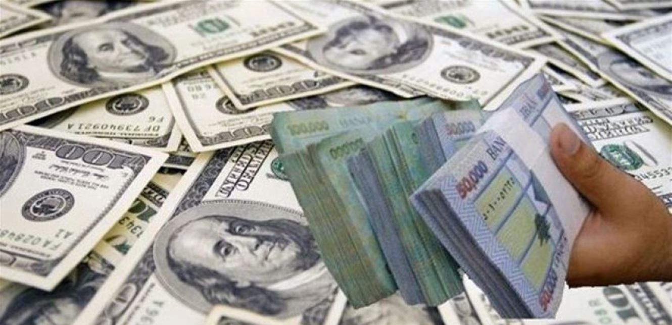 توقعات بانخفاض بسعر الدولار.. وحل واحد لوقف انهيار الليرة 