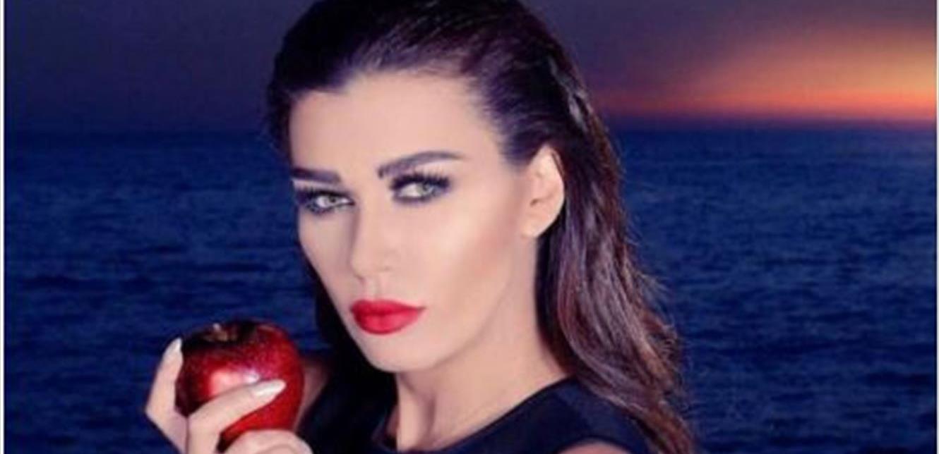 تنمر قاس على نادين الراسي بسبب فارق العمر بينها وبين خطيبها (فيديو)     