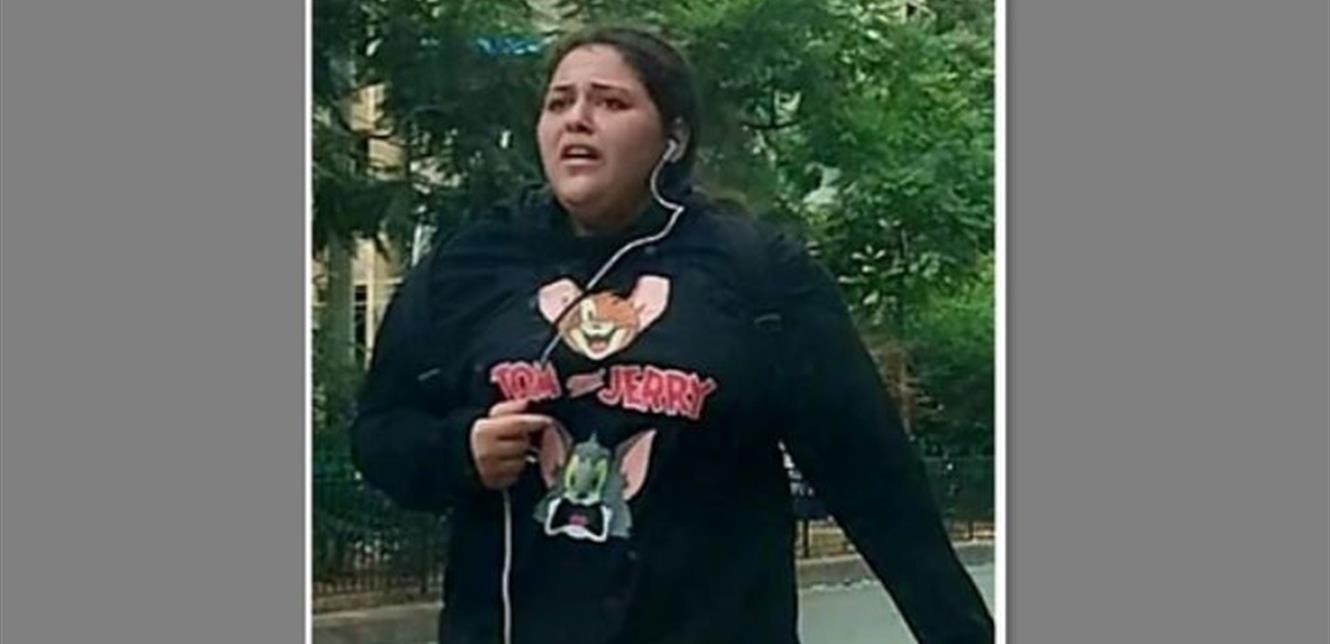 مشهدٌ مؤسف لشابّة في بيروت.. شاهدوا ما حصل معها وسط الطريق!