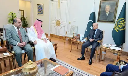 شهباز شريف: السعودية وباكستان تقفان معاً دائماً