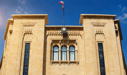 "الجمهورية القوية" نحو انتخابات نيابية مبكرة
