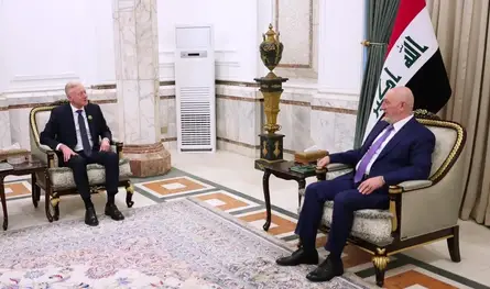 رجي يلتقي الرئيس العراقي: لبنان يدعم جهود الدولة العراقية في حصر السلاح بيدها