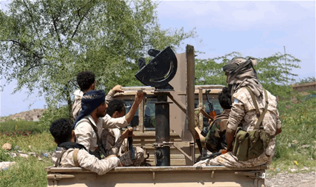 مع بداية الاسبوع الثالث.. مواجهات بين القوات اليمنية والحوثيين تشتعل في مأرب وتعز والجوف
