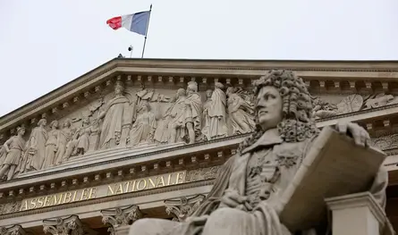 قبل انتخابات 2027.. ديون فرنسا تُفاقم المأزق المالي وتُربك حسابات الحكومة