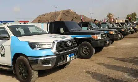 محافظ عدن يعلن ضبط مطلوبين أمنياً وتفكيك خلايا إرهابية مرتبطة بالحوثيين