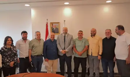 رواتب موظفي مستشفيات الجنوب.. تطمينات من وزير الصحة