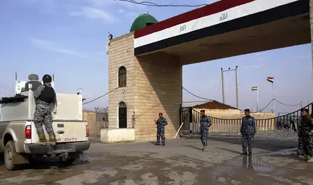 العراق يتحرك ضد شبكات مرتبطة بإيران.. ماذا يجري في المعابر؟