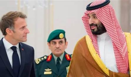ولي العهد السعودي استقبل ماكرون في الرياض