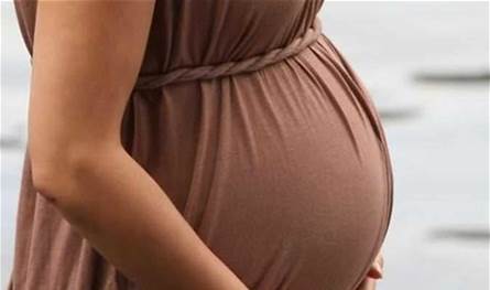 الصحة العالمية تحذّر من مخاطر موجات الحر على الحوامل والأجنّة