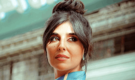 بالصورة... الموت يُؤلم الممثلة زينة مكي