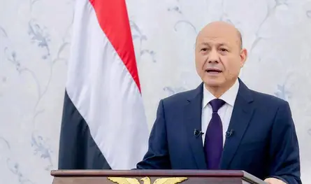 العليمي: استهداف المنشآت المدنية لن يوقف عملية "فجر اليمن" عن تحقيق أهدافها