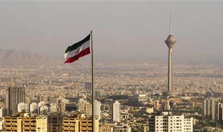 الوفد القطري يغادر طهران.. ماذا طلبت واشنطن؟