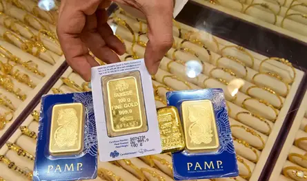 التضخم يضغط على الذهب.. ما الذي يحدّ من مكاسبه؟