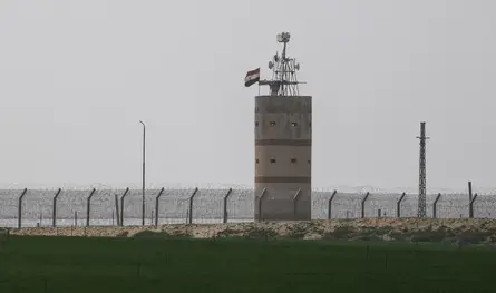 بعد إعلان إسرائيل احتجازه.. مصر تكشف الحالة النفسية لمواطن اجتاز السياج الحدودي
