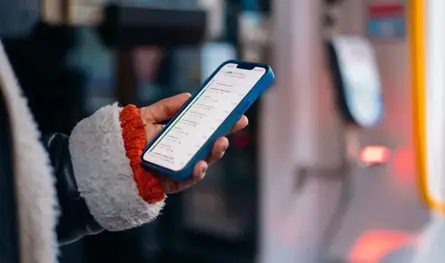 إشعارات الهاتف تشتت التركيز وتؤثر على النوم... إليك كيفية الحد من أضرارها