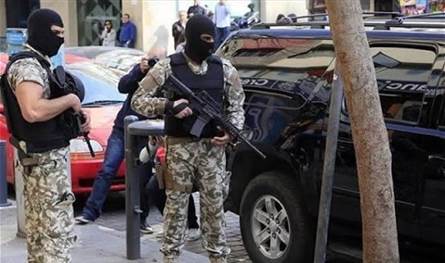 بعد ضبط متفجّرات وقنابل وأسلحة في طرابلس... بيانٌ للأمن العام