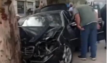 حادث سير على طريق عام الحاصباني وإصابة شخصين