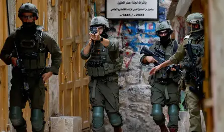 بعد تفجير منزلين.. إسرائيل تعلن الخليل منطقة عسكرية